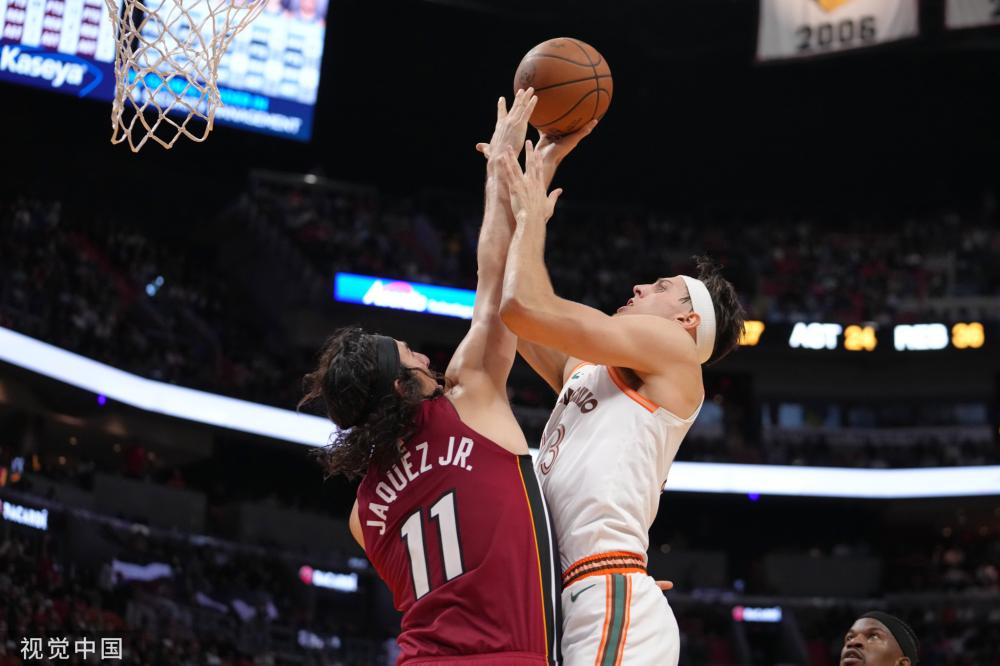 在联赛杯中 在联赛杯中