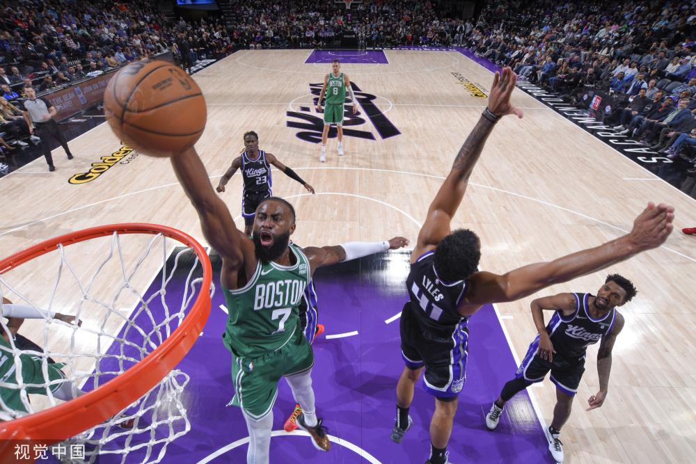 大舞台上 大舞台上